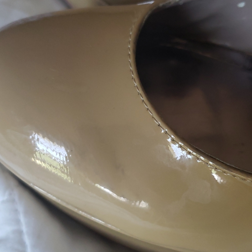 Heels size - Picture 5 of 8